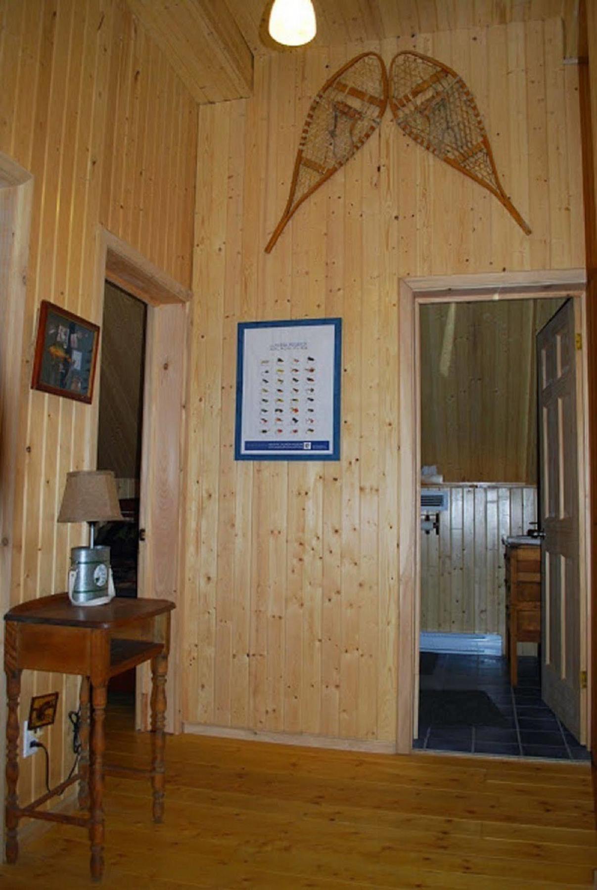 Auberge De La Riviere Matapedia - Matapedia River Lodge Routhierville Bagian luar foto